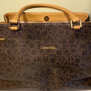 New Calvin Klein Signature Handbag